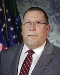 Motl retires as Mint leader - Numismatic News