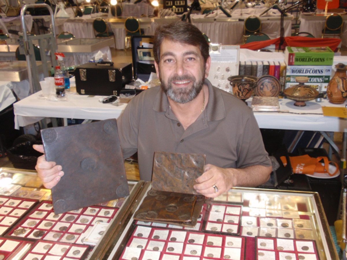 Dealers win at CICF 2016 - Numismatic News