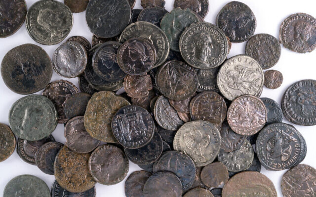 Israeli Archaeologists Unearth History with Remarkable Coin Hoard Find ...